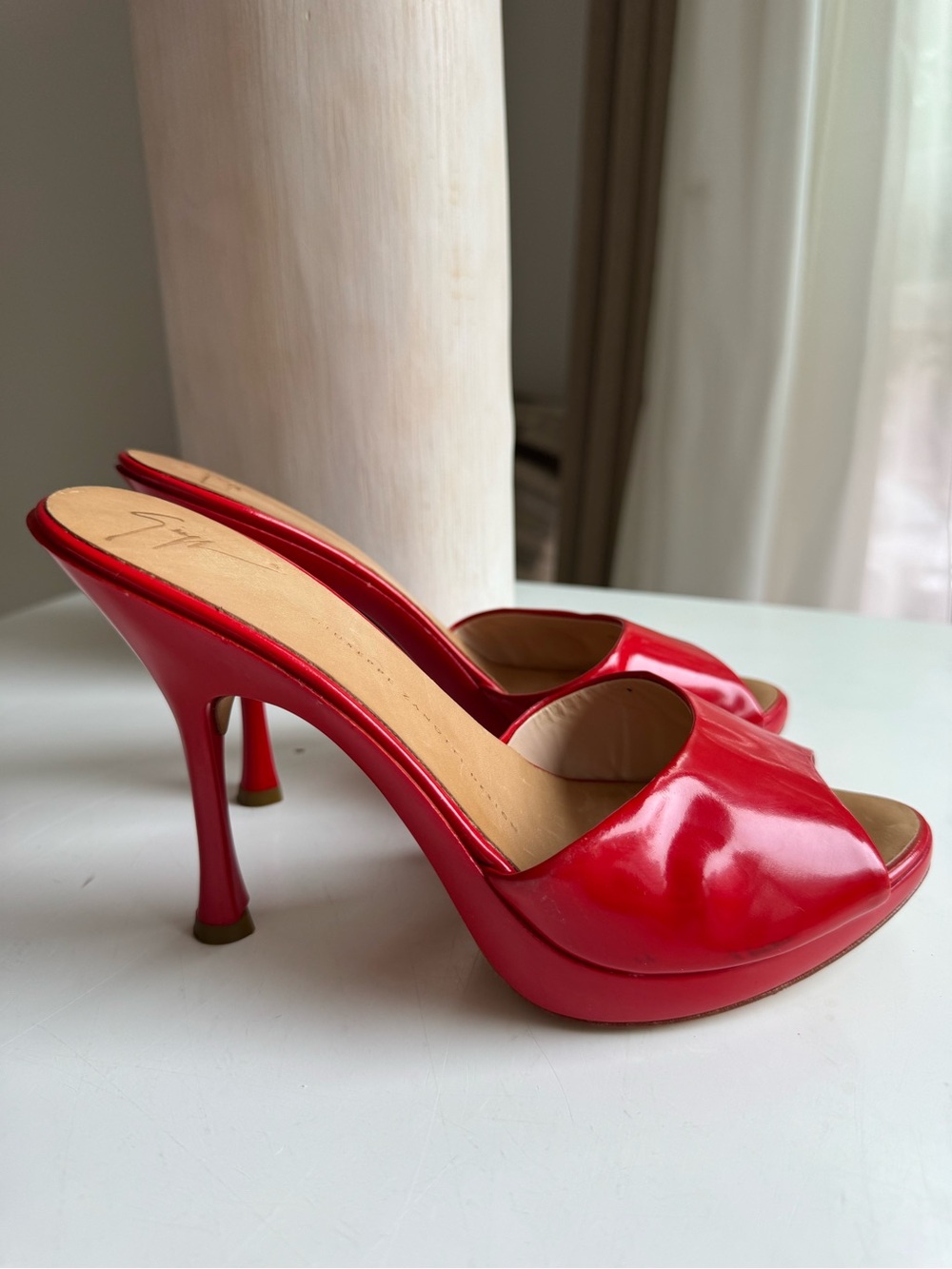 Giuseppe Zanotti Design Red Patent Leather Peep-Toe Mules – Size 38.5 - Picture 8 of 12